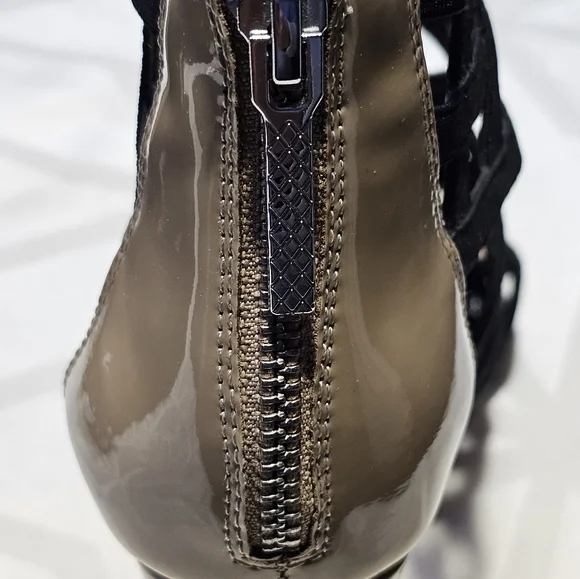 Donald Pliner Dress Sandals - Picture 3 of 7